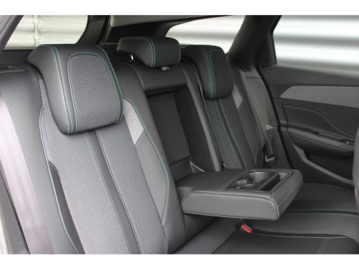 Peugeot 308 SW 1.6 HYBRID 180PK ALLURE PACK AUTOMAAT / NAVI / LEDER / CLIMA / LED / PDC / 17" LMV / CAMERA / ... ActivLease financial lease