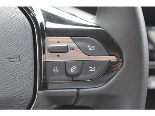 Peugeot 308 SW 1.6 HYBRID 180PK ALLURE PACK AUTOMAAT / NAVI / LEDER / CLIMA / LED / PDC / 17" LMV / CAMERA / ... ActivLease financial lease