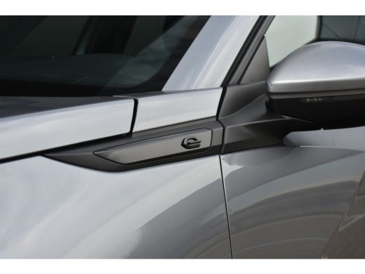 Peugeot e-2008 EV Active Pack 50 kWh 3 Fase | 3D Navigatie | Full-LED | 1e Eigenaar | Dealeronderhouden | 16"LMV... ActivLease financial lease