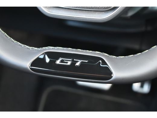 Peugeot e-2008 EV GT 54 kWh 156pk | Schuif-/Kanteldak | Adaptive Cruise | Warmtepomp | Dodehoek-Detectie | Achte... ActivLease financial lease