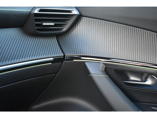 Peugeot e-2008 EV GT 54 kWh 156pk | Schuif-/Kanteldak | Adaptive Cruise | Warmtepomp | Dodehoek-Detectie | Achte... ActivLease financial lease