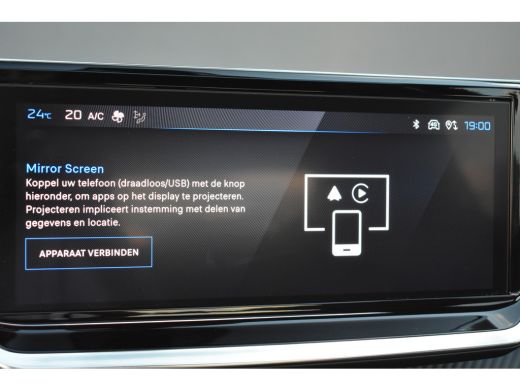 Peugeot e-2008 EV GT 54 kWh 156pk | Schuif-/Kanteldak | Adaptive Cruise | Warmtepomp | Dodehoek-Detectie | Achte... ActivLease financial lease