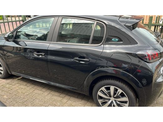 Peugeot e-208 EV Active Pack 50 kWh Peugeot e-208 EV Active Pack 50 kWh