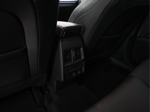 Renault Arkana 1.6 E-Tech hybrid 145 techno (INCL-BTW) *LEATHER-MICROFIBRE | FULL-LED | DIGI-COCKPIT | LANE-ASSI... ActivLease financial lease