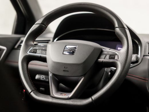 Seat Ibiza 1.0 TSI FR Business Intense (SCHUIFDAK, VIRTUAL COCKPIT, APPLE CARPLAY, GROOT NAVI, CAMERA, SPORT... ActivLease financial lease