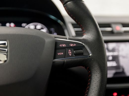 Seat Ibiza 1.0 TSI FR Business Intense (SCHUIFDAK, VIRTUAL COCKPIT, APPLE CARPLAY, GROOT NAVI, CAMERA, SPORT... ActivLease financial lease