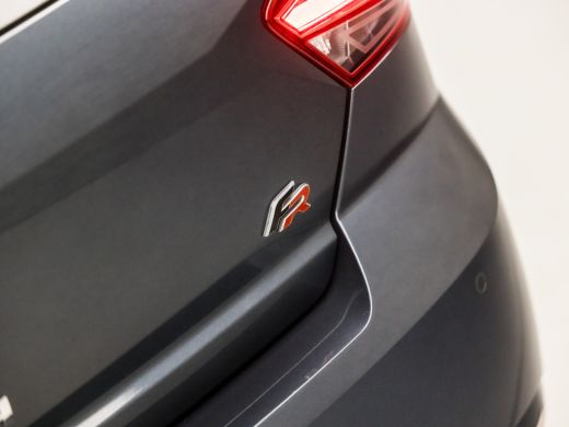 Seat Ibiza 1.0 TSI FR Business Intense (SCHUIFDAK, VIRTUAL COCKPIT, APPLE CARPLAY, GROOT NAVI, CAMERA, SPORT... ActivLease financial lease