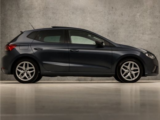 Seat Ibiza 1.0 TSI FR Business Intense (SCHUIFDAK, VIRTUAL COCKPIT, APPLE CARPLAY, GROOT NAVI, CAMERA, SPORT... ActivLease financial lease
