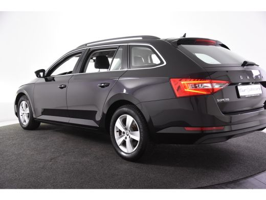 Skoda Superb Combi 1.5 TSI ACT Ambition Business *1ste Eigenaar*Navigatie*Parkassist* ActivLease financial lease