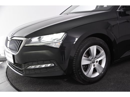 Skoda Superb Combi 1.5 TSI ACT Ambition Business *1ste Eigenaar*Navigatie*Parkassist* ActivLease financial lease