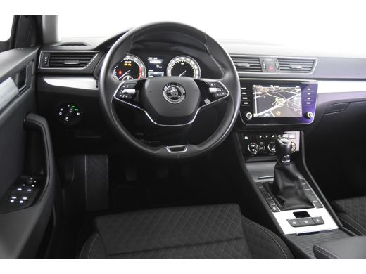 Skoda Superb Combi 1.5 TSI ACT Ambition Business *1ste Eigenaar*Navigatie*Parkassist* ActivLease financial lease