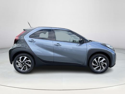 Toyota Aygo 1.0 VVT-i MT Pulse |  Celestite Grey met zwart dak | Nieuw uit voorraad leverbaar | ActivLease financial lease