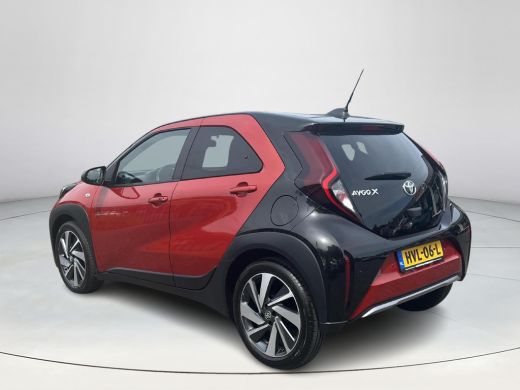 Toyota Aygo 1.0 VVT-i S-CVT Envy | Parkeersensoren | Stoelverwarming | Keyless entry | Navigatie | ActivLease financial lease