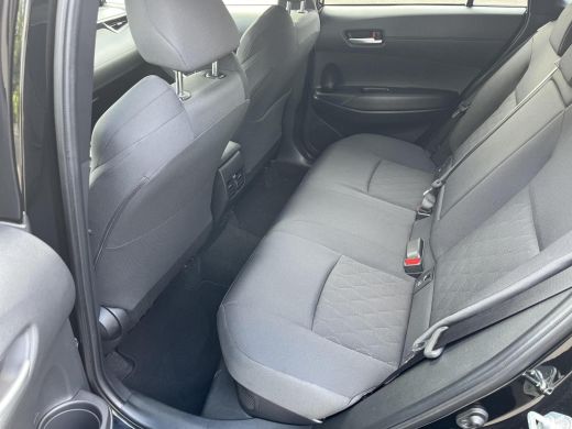 Toyota Corolla Cross Hybrid 200 Dynamic | Navigatie | Apple CarPlay/Android auto | Achteruitrijcamera | Stoelverwarming ActivLease financial lease