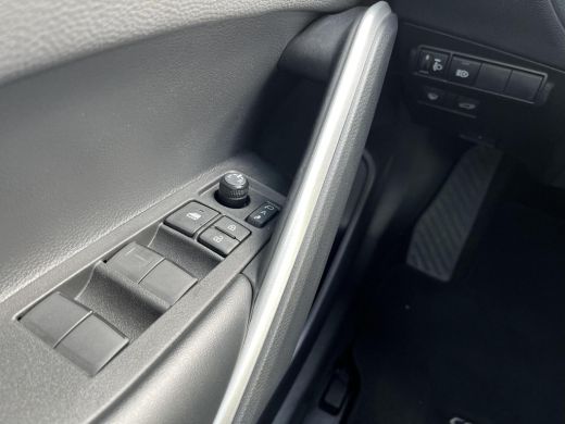 Toyota Corolla Cross Hybrid 200 Dynamic | Navigatie | Apple CarPlay/Android auto | Achteruitrijcamera | Stoelverwarming ActivLease financial lease