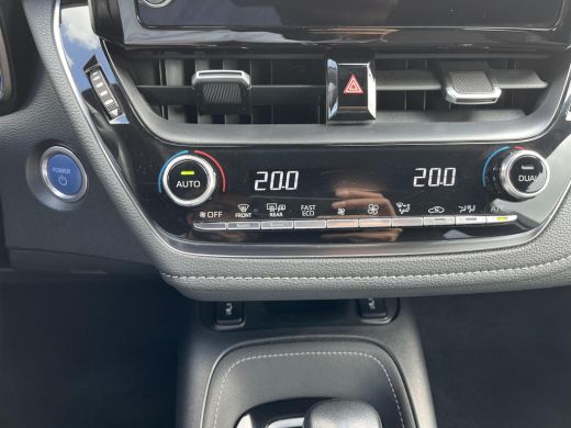 Toyota Corolla Touring Sports 1.8 Hybrid Dynamic | Navigatie | Apple CarPlay/Android auto | Achteruitrijcamera | Stoelverwarmin... ActivLease financial lease