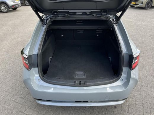 Toyota Corolla Touring Sports 1.8 Hybrid Dynamic | Navigatie | Apple CarPlay/Android auto | Achteruitrijcamera | Stoelverwarmin... ActivLease financial lease