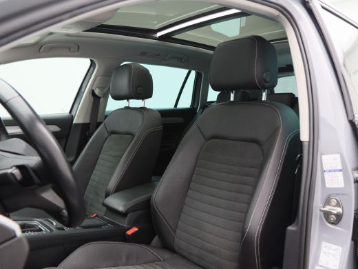 Volkswagen Passat Variant 1.4 TSi 218 Pk Automaat PHEV GTE Business | Panoramadak | 17 Inch | Winterpakket | Alcant... ActivLease financial lease