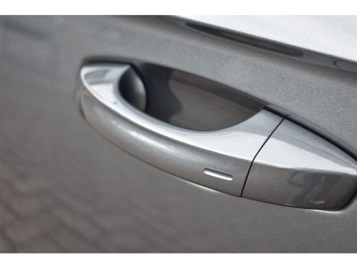 Volkswagen T-Roc Life Edition | 'App-Connect' draadloze smartphone integratie | 'App-Connect' smartphone integrati... ActivLease financial lease