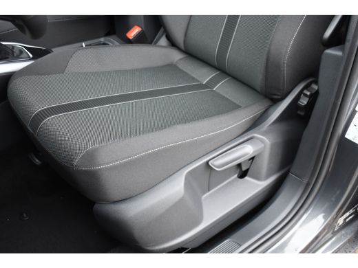 Volkswagen T-Roc Life Edition | 'App-Connect' draadloze smartphone integratie | 'App-Connect' smartphone integrati... ActivLease financial lease