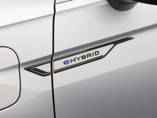 Volkswagen Tiguan 1.4 TSi 245 Pk Automaat eHybrid R-Line Business+ | Adaptive Cruise | 360° Camera | Panorama Dak |... ActivLease financial lease