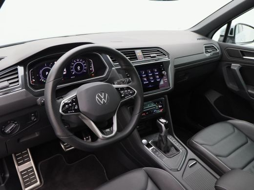 Volkswagen Tiguan 1.4 TSi 245 Pk Automaat eHybrid R-Line Business+ | Adaptive Cruise | 360° Camera | Panorama Dak |... ActivLease financial lease