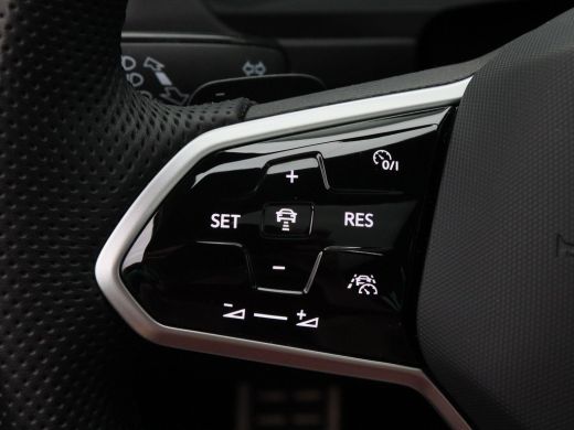 Volkswagen Tiguan 1.4 TSi 245 Pk Automaat eHybrid R-Line Business+ | Adaptive Cruise | 360° Camera | Panorama Dak |... ActivLease financial lease
