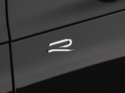 Volkswagen Touareg 3.0 TSi eHybrid 463 Pk 4MOTION R-Line | 360° Camera | Full LED | Trekhaak | Panoramadak | DynAudi... ActivLease financial lease