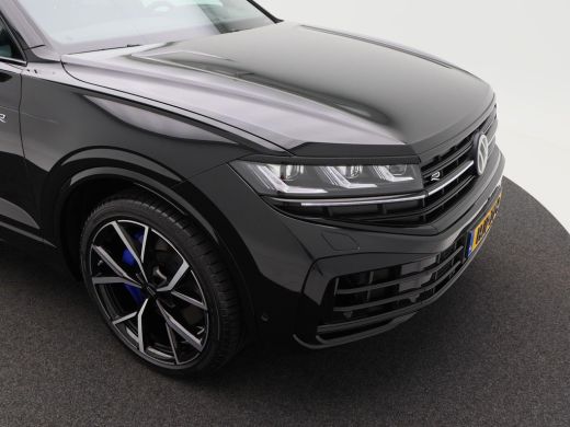 Volkswagen Touareg 3.0 TSi eHybrid 463 Pk 4MOTION R-Line | 360° Camera | Full LED | Trekhaak | Panoramadak | DynAudi... ActivLease financial lease