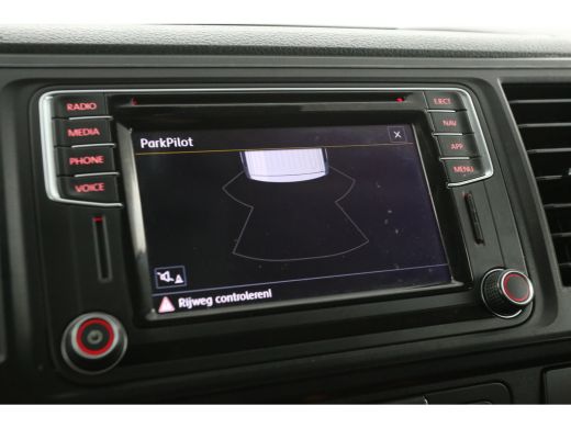 Volkswagen Transporter 2.0 TDI L1H1 150PK Automaat Airco Cruise Carplay Navigatie PDC 2xSchuifdeur ActivLease financial lease