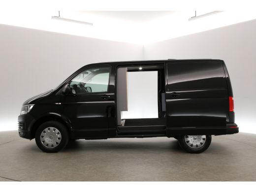 Volkswagen Transporter 2.0 TDI L1H1 150PK Automaat Airco Cruise Carplay Navigatie PDC 2xSchuifdeur ActivLease financial lease