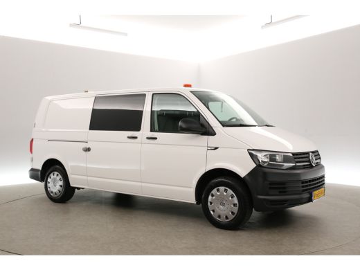 Volkswagen Transporter 2.0 TDI L2H1 Airco Parkeersensoren Elektrpakket Trekhaak ActivLease financial lease