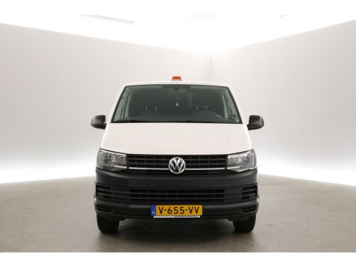 Volkswagen Transporter 2.0 TDI L2H1 Airco Parkeersensoren Elektrpakket Trekhaak ActivLease financial lease