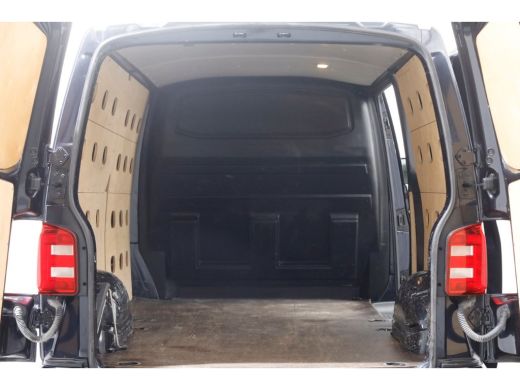 Volkswagen Transporter T6 2.0 TDI 150pk E6 Lang DSG-Automaat Highline LED/ACC/Navi 01-2018 ActivLease financial lease