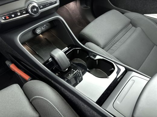 Volvo  XC40 Recharge Plus | Midnight | PDC + Camera | Adaptive Cruiscontrol | Trekhaak | ActivLease financial lease