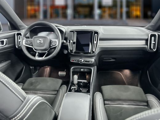Volvo  XC40 T5 Recharge R-Design ActivLease financial lease