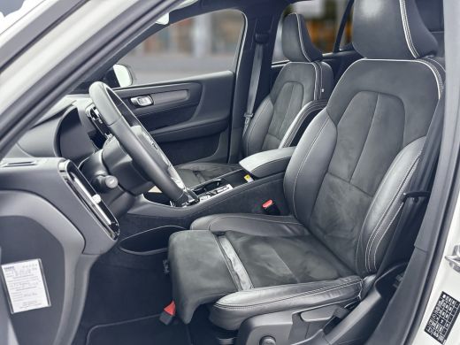 Volvo  XC40 T5 Recharge R-Design ActivLease financial lease