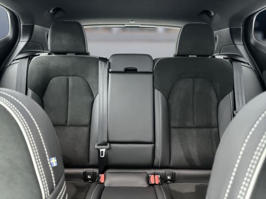 Volvo  XC40 T5 Recharge R-Design ActivLease financial lease