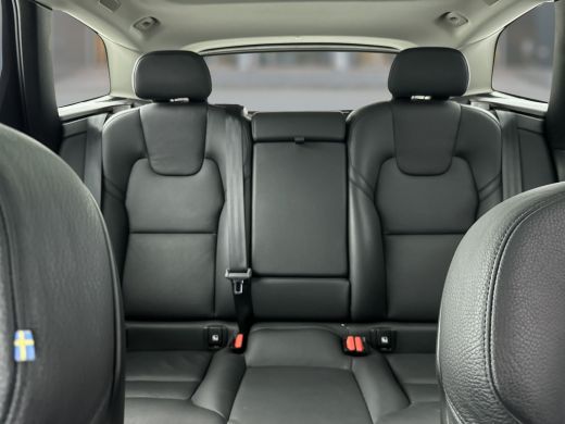 Volvo  XC60 T6 Recharge AWD Plus Bright | 19" | Panoramadak | Leder | Adaptieve cruise | Elektr. verst. stoel... ActivLease financial lease