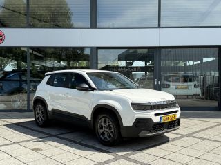 Jeep Avenger Altitude 54 kWh | Navi | Carplay | Stoelverwarming |