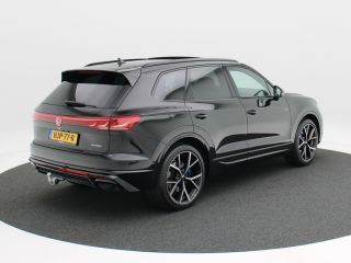 Volkswagen Touareg 3.0 TSi eHybrid 463 Pk 4MOTION R-Line | 360° Camera | Full LED | Trekhaak | Panoramadak | DynAudi...