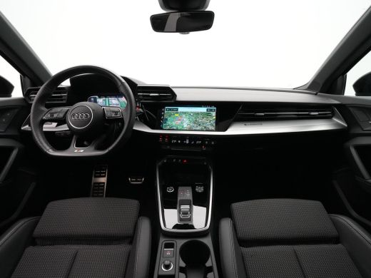 Audi A3 Limousine 35 TFSI 150pk S-Tronic S-Line edition Panorama Navigatie Acc Led 22 ActivLease financial lease