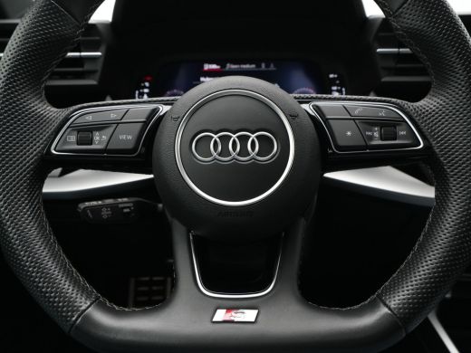 Audi A3 Limousine 35 TFSI 150pk S-Tronic S-Line edition Panorama Navigatie Acc Led ActivLease financial lease