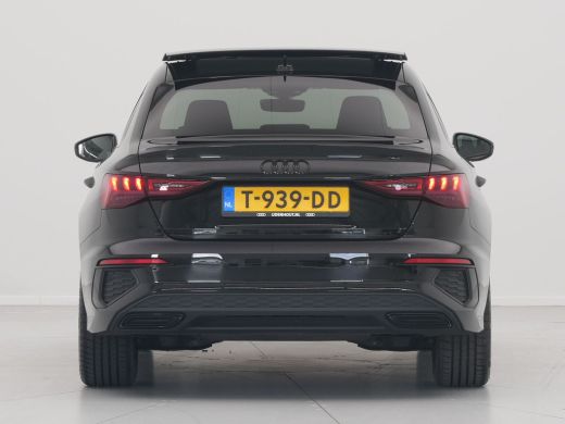 Audi A3 Limousine 35 TFSI 150pk S-Tronic S-Line edition Panorama Navigatie Acc Led ActivLease financial lease