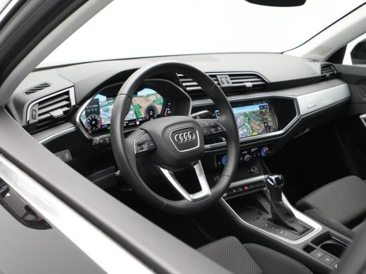 Audi Q3 35 TFSI 150 pk S-Tronic Advanced edition Navi, Camera, Sportstoelen, Led 40 ActivLease financial lease