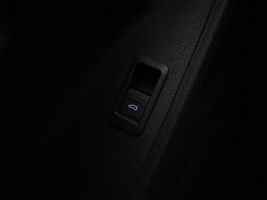 Audi Q3 35 TFSI 150 pk S-Tronic Advanced edition Navi, Camera, Sportstoelen, Led 40 ActivLease financial lease