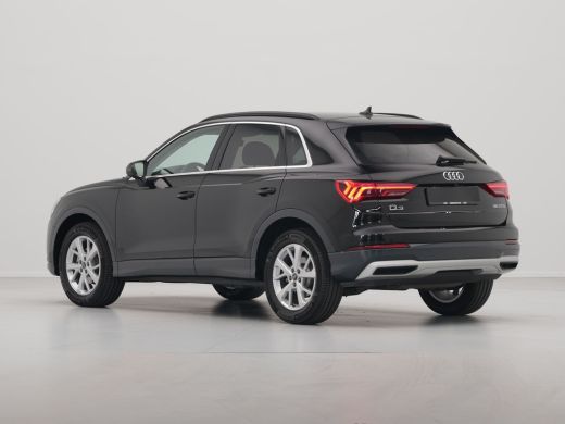 Audi Q3 35 TFSI 150 pk S-Tronic Advanced edition Navi, Camera, Sportstoelen, Led 40 ActivLease financial lease