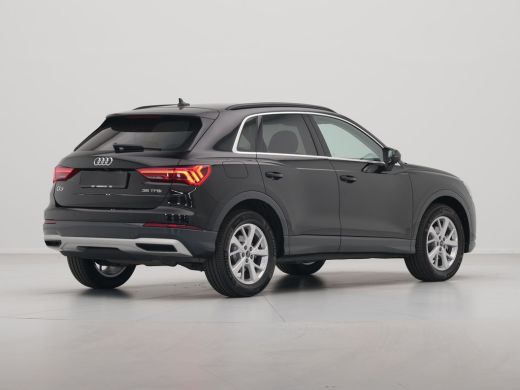Audi Q3 35 TFSI 150 pk S-Tronic Advanced edition Navi, Camera, Sportstoelen, Led 40 ActivLease financial lease