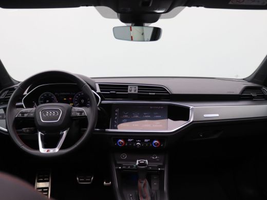 Audi Q3 45 TFSI e S Edition matrix led, Sonos sound, 360gr. camera, panoramadak, elek. verstelbare stoele... ActivLease financial lease
