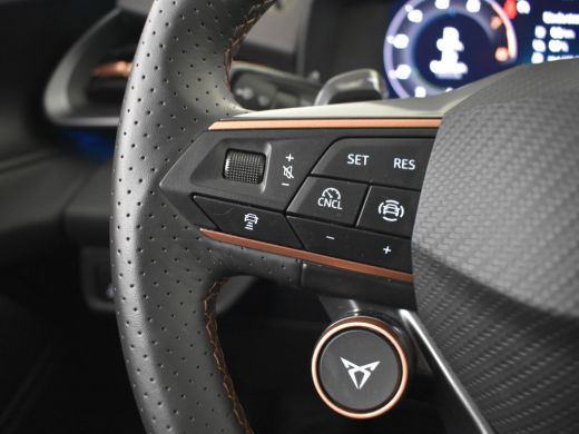 CUPRA Terramar VZ Performance 272pk 360 Camera | Matrix koplampen | Panorama dak | Dodehoekdetectie |  Head up d... ActivLease financial lease